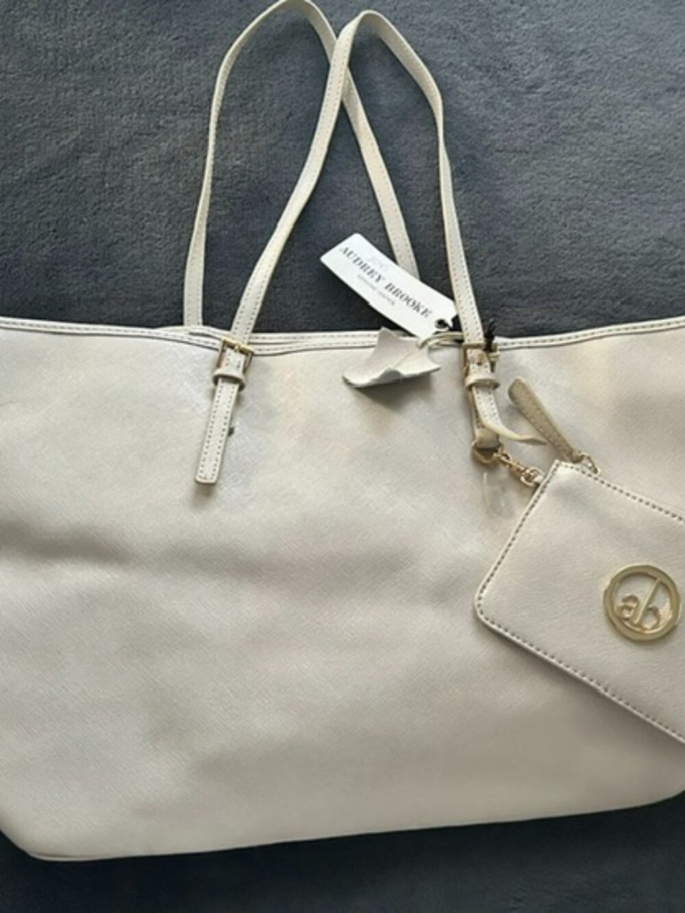 Audrey Brook Beige Leather Tote w/Matching Detachable Zip Pouch